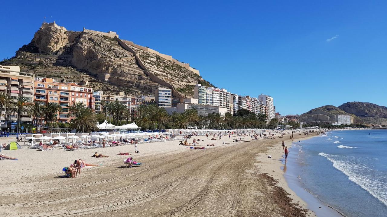 Very Beautiful Penthouse In The Heart Of Alicante Exterior photo